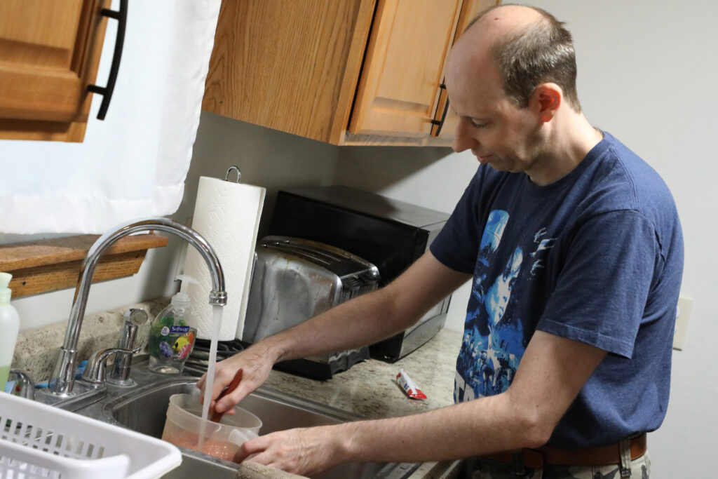 Sunset park washing dishes